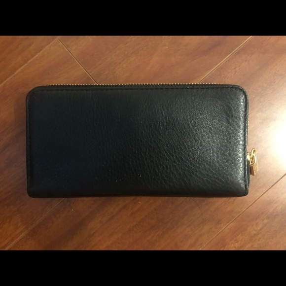 NWT Marc by Marc Jacobs New Q Zippy Zip Up Wallet Black Leather - Picture 2 of 4